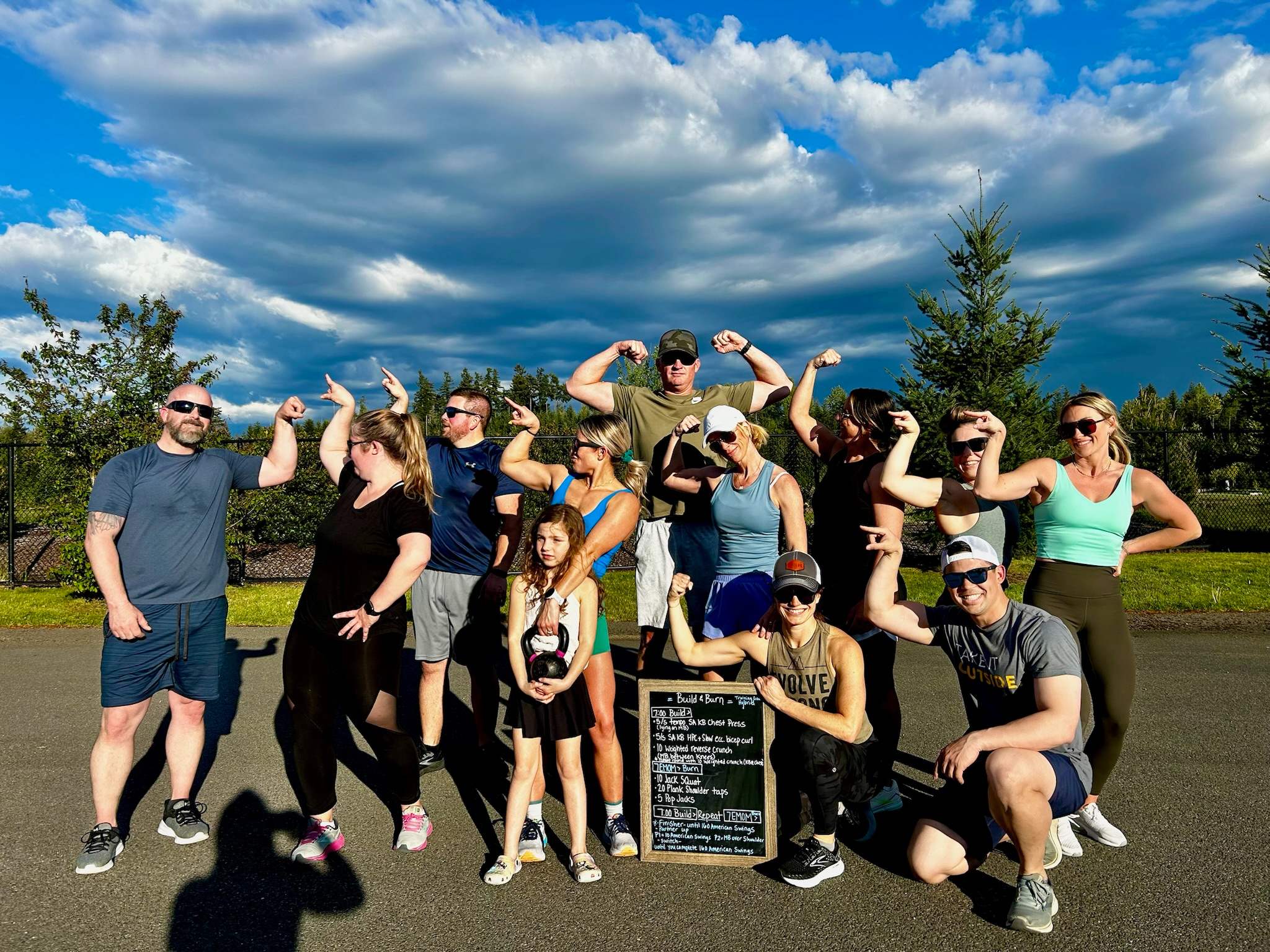 Outdoor fitness class in Tehaleh 